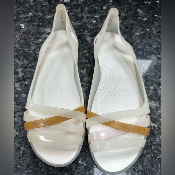 Crocs Isabella Huarache 2 Flat Sandals Women’s Size 9 Oyster/Gold NEW NWOB - Picture 1 of 11